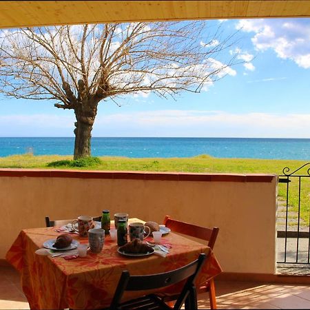 House On The Sea Vila Mascali Exterior foto